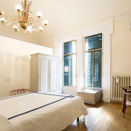 Bed & Breakfast Rondinelli Florence